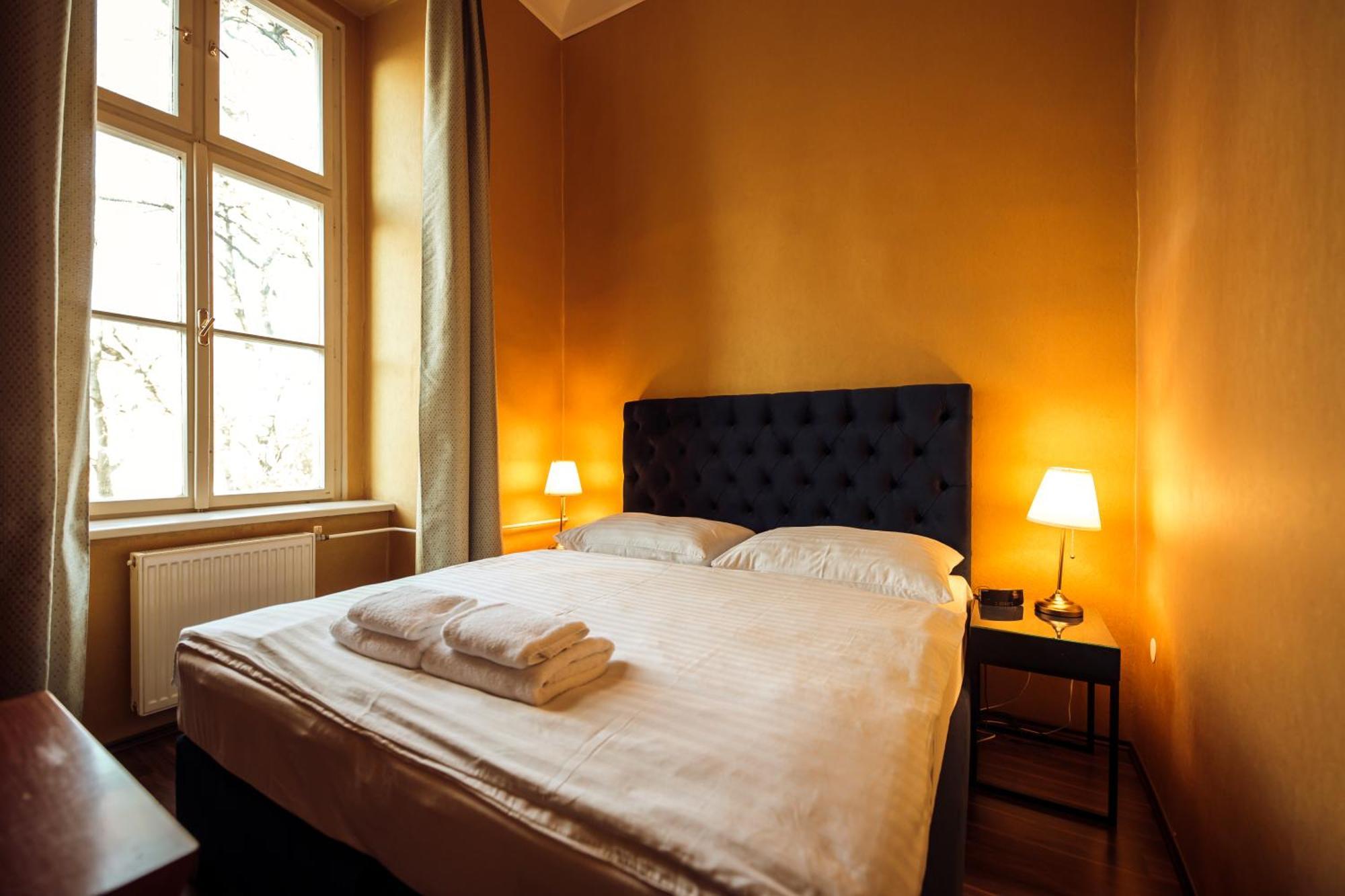 Hotel Kastiel Mojmirovce Ngoại thất bức ảnh